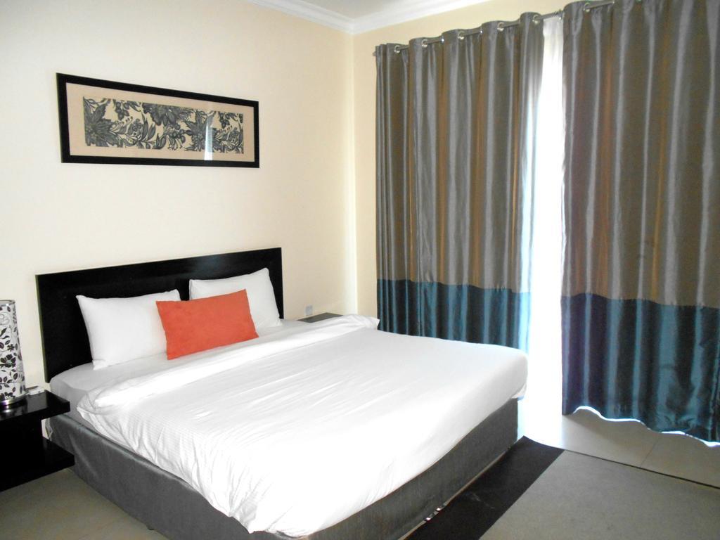 Butterfly Suites 3* Suhar