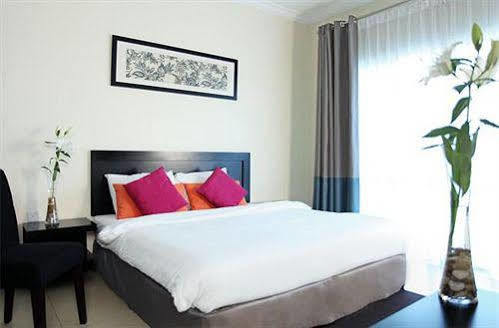 Butterfly Suites 3*